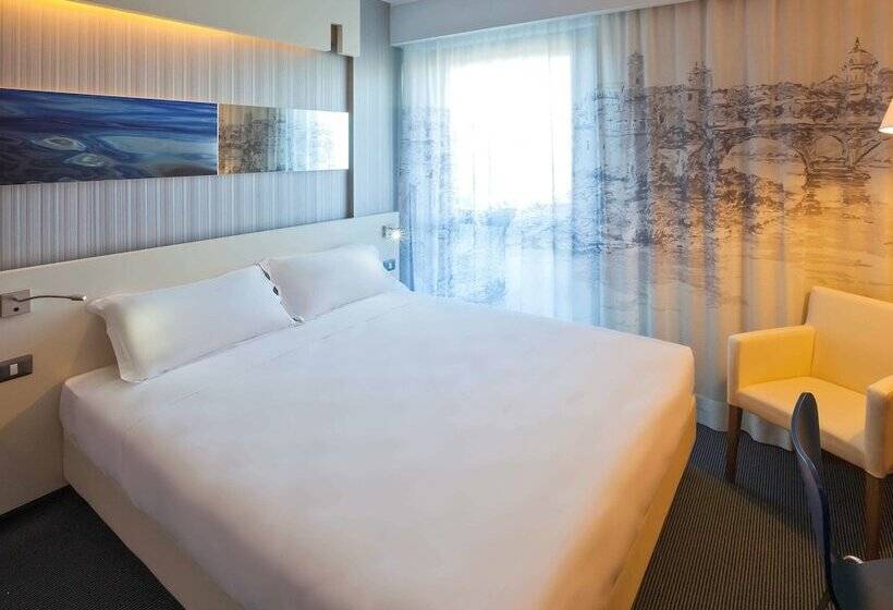 חדר סופריור עם מרפסת, Ibis Styles Roma Eur