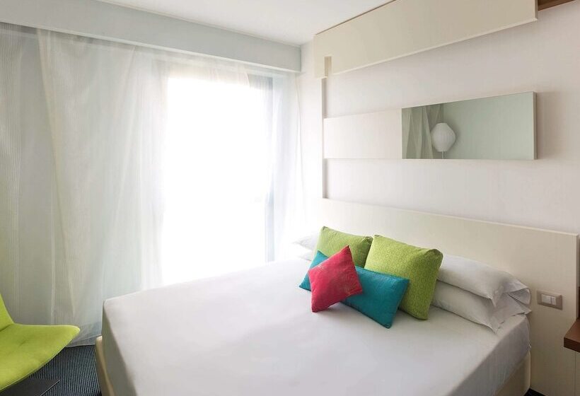 חדר סופריור עם מרפסת, Ibis Styles Roma Eur