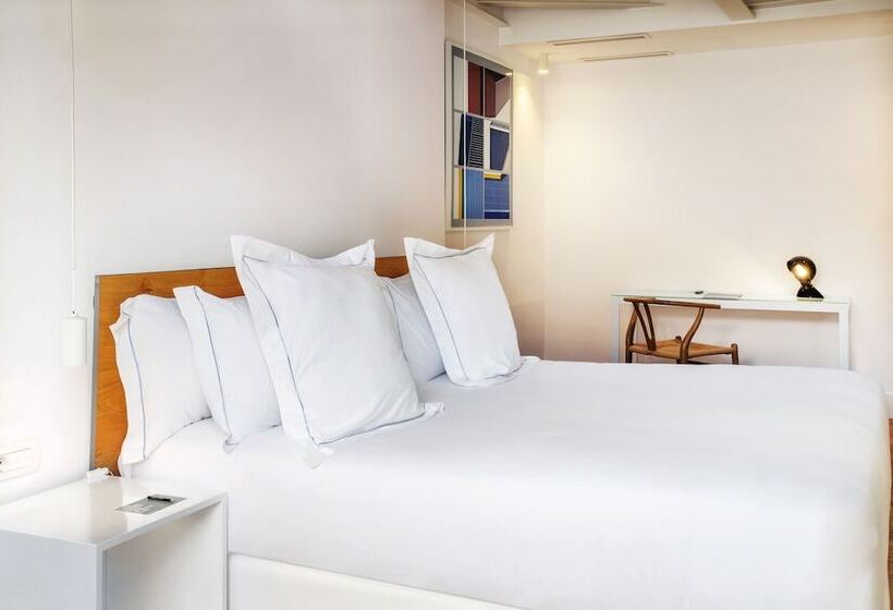 Superior Room with Terrace, One Shot Prado 23