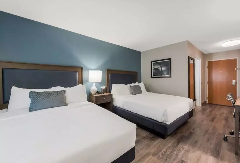 ２ダブルベッドのスタンダードルーム, Surestay Plus Hotel By Best Western Highland Poughkeepsie