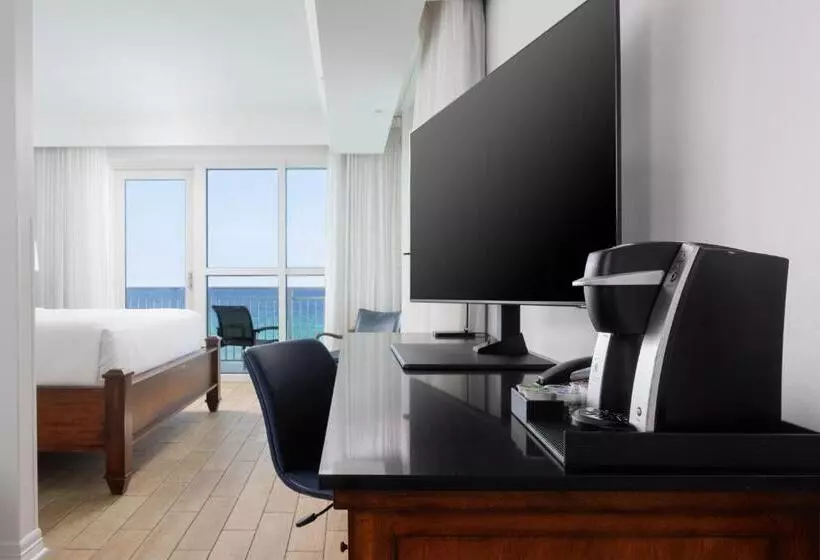 キングサイズベッドのエクゼクティブルーム, The Pensacola Beach Resort
