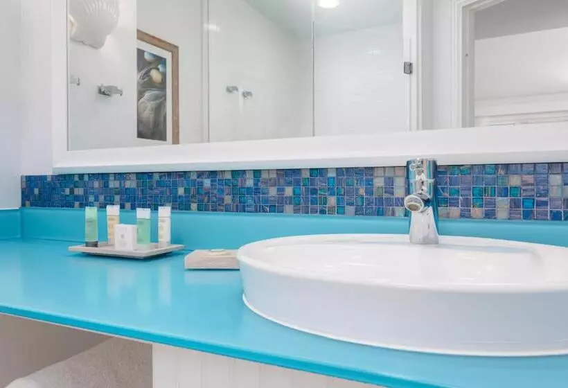 身障者適用クイーンサイズベッドルーム, The Pensacola Beach Resort