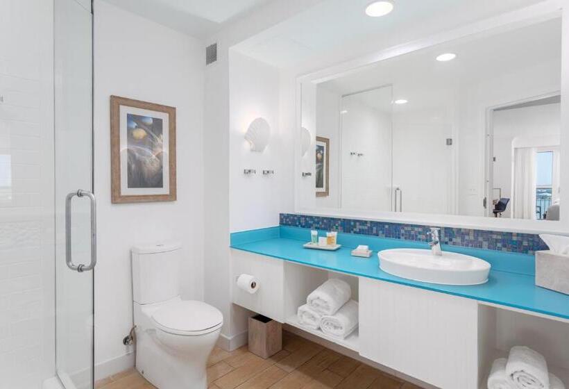 חדר סטנדרט עם מיטת קווין, The Pensacola Beach Resort