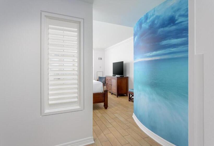 חדר סטנדרט עם מיטת קינג, The Pensacola Beach Resort