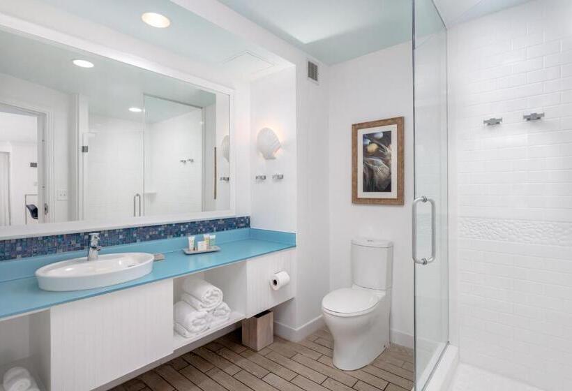 חדר סטנדרט עם מיטת קווין, The Pensacola Beach Resort