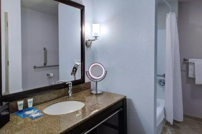 キングサイドベッドのスタンダードワンルーム, Hyatt House Raleigh Durham Airport