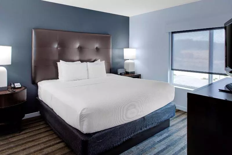 キングサイドベッドのスタンダードワンルーム, Hyatt House Raleigh Durham Airport