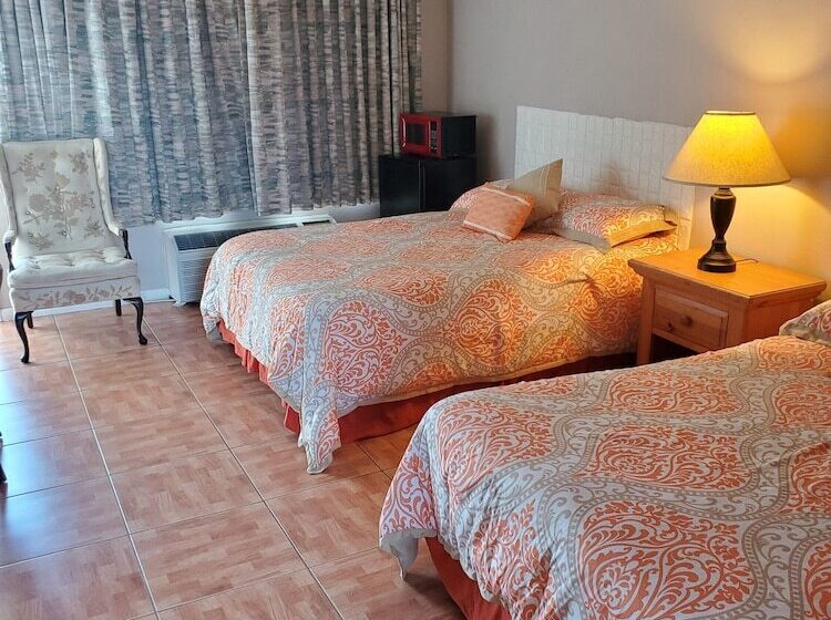 高级大房间, Conty's Motel