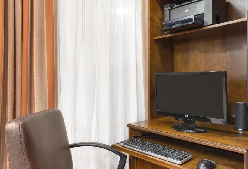 חדר סטנדרט עם מיטת קינג, Country Inn & Suites By Radisson, Texarkana, Tx