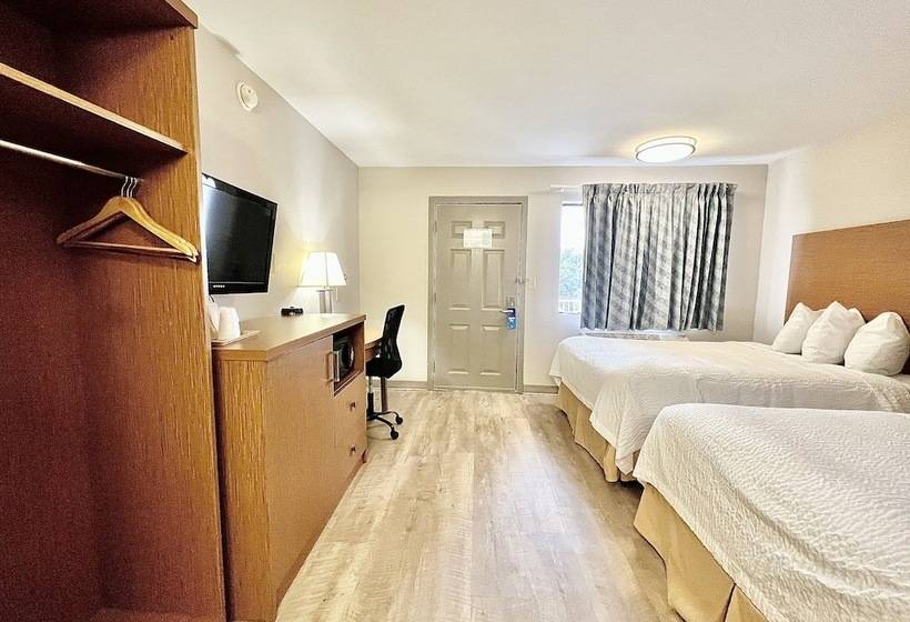 ２ダブルベッドのスタンダードルーム, Days Inn & Suites By Wyndham Arlington Near Six Flags