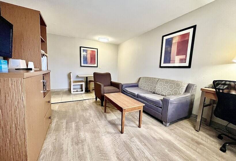 スイート, Days Inn & Suites By Wyndham Arlington Near Six Flags