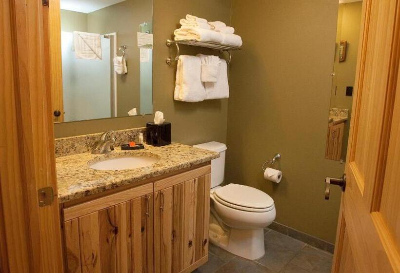 2ベッドスイートルーム, Hope Lake Lodge & Indoor Waterpark