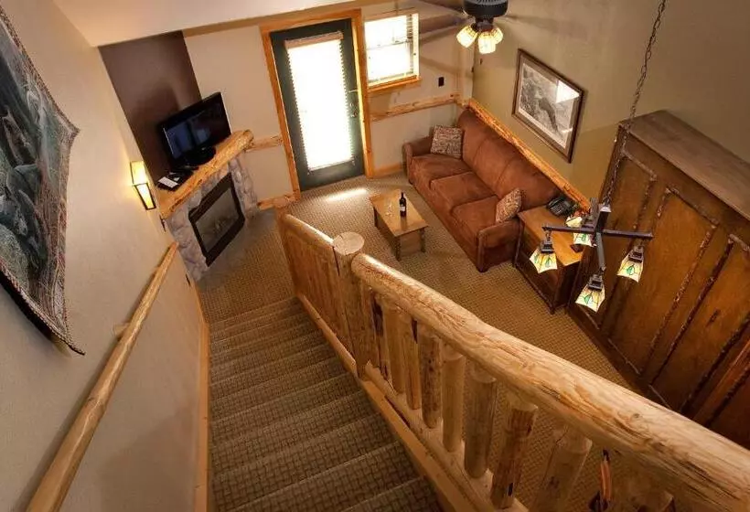 スタンダードルーム, Hope Lake Lodge & Indoor Waterpark
