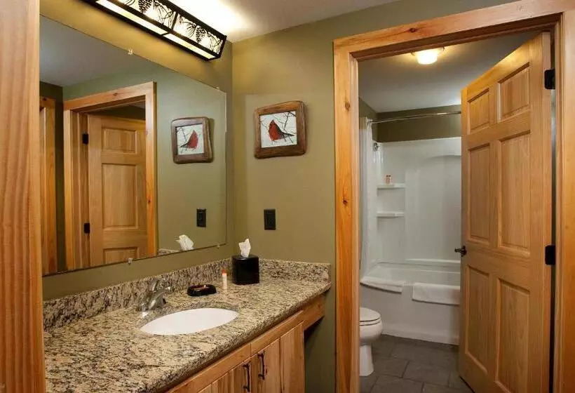 ２ベッドルームアパートメント, Hope Lake Lodge & Indoor Waterpark