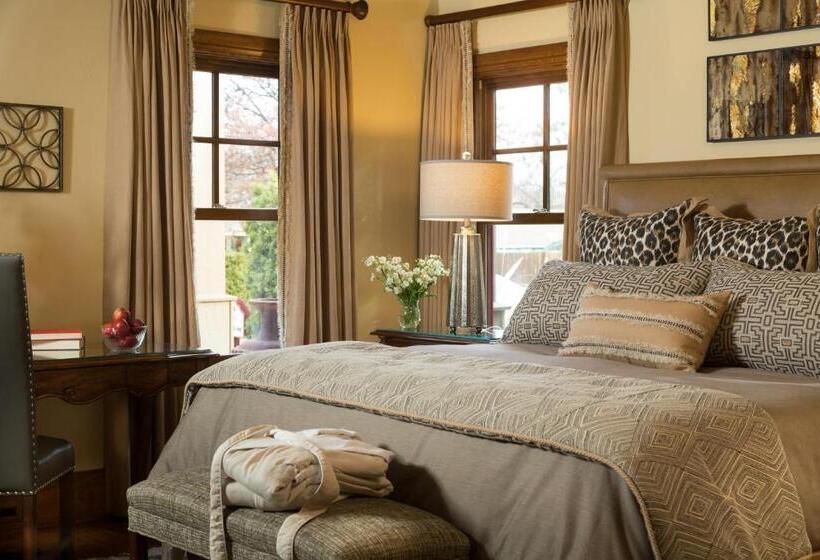 Номер Deluxe Кровать Кинг, Inn On Lake Granbury