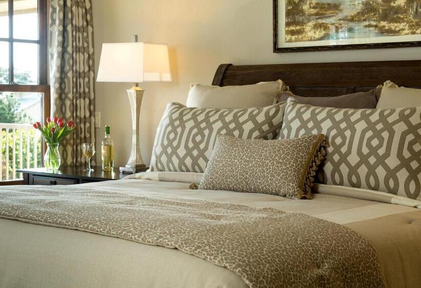 キングサイズベッドのスタンダードルーム, Inn On Lake Granbury