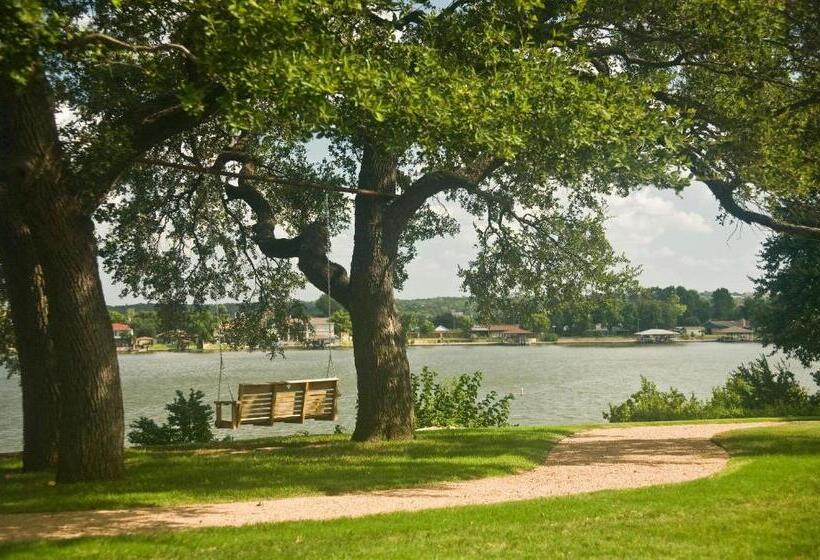 Номер Basic, Inn On Lake Granbury