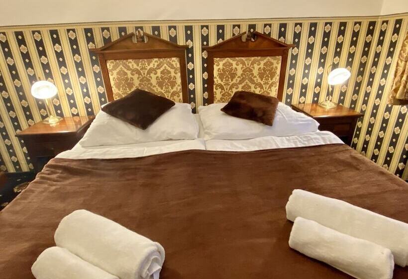 Junior Suite, Klarinn Prague Castle