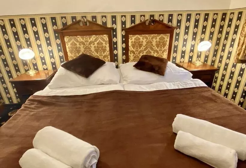 Junior Suite, Klarinn Prague Castle
