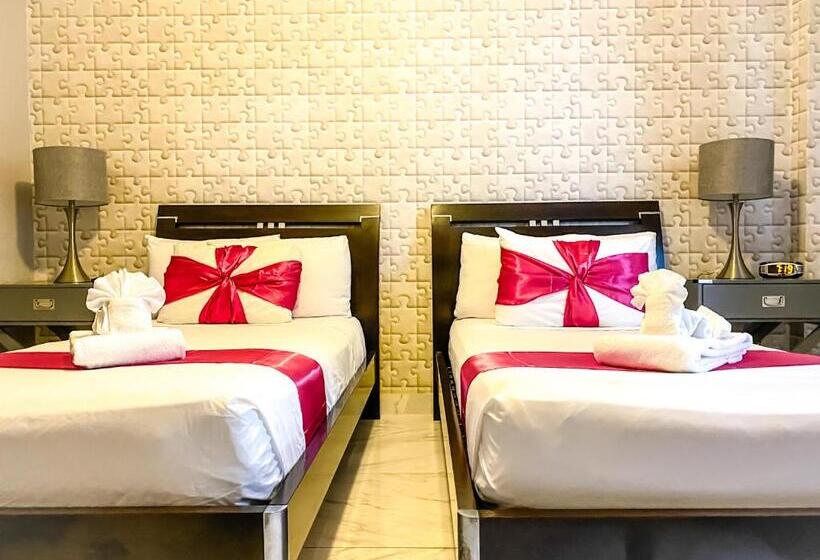 スタンダードルーム, Notebook Miami Beach