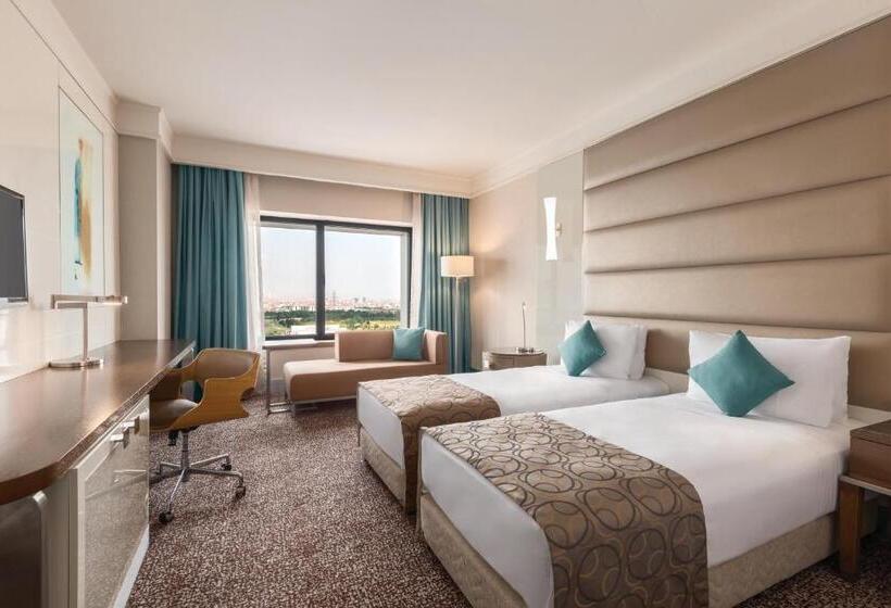 シティビューのデラックスルーム, Ramada Plaza By Wyndham Istanbul Tekstilkent