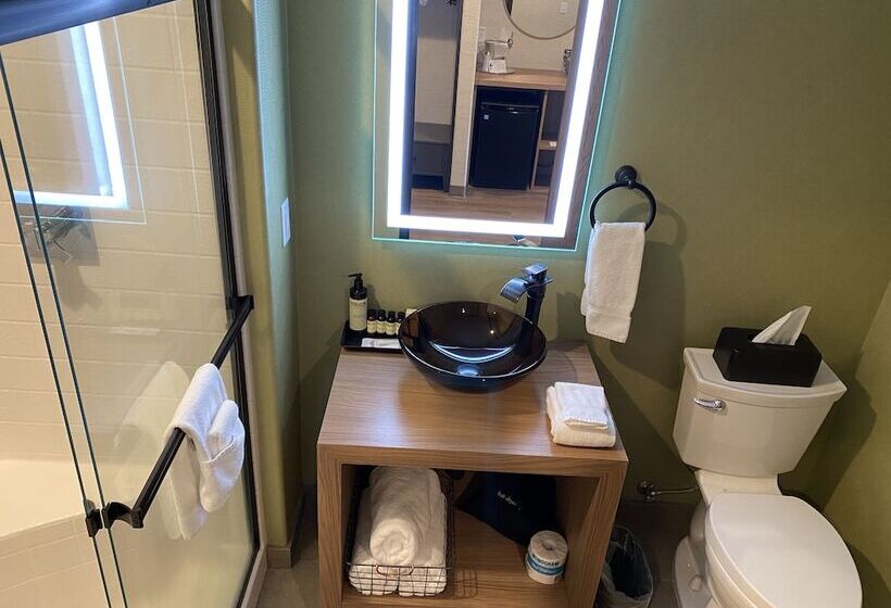 标准间带双人床, Red Sands