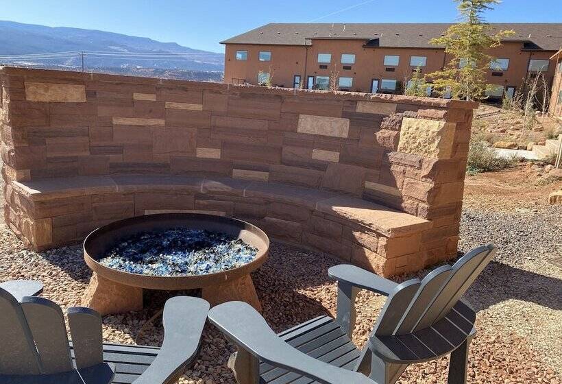 标准间带双人床, Red Sands