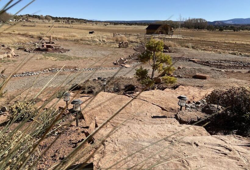 家庭套房, Red Sands