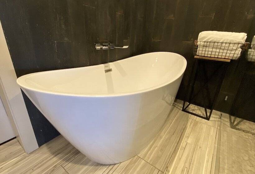 家庭套房, Red Sands