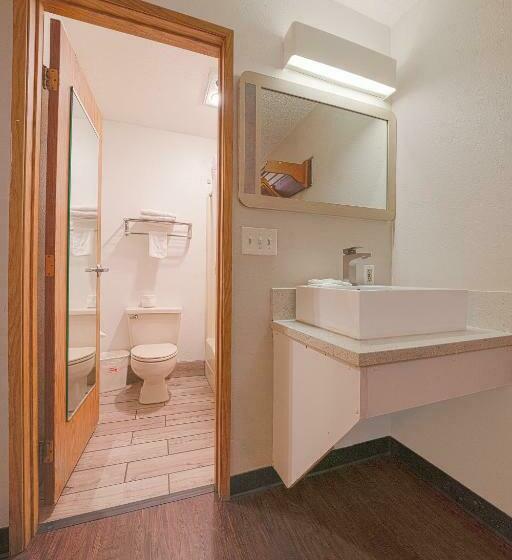 غرفة قياسية سرير كينج, Budget Inn Oregon City Portland