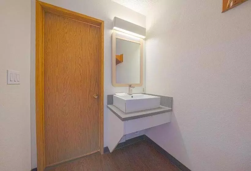 プレミアムルーム, Budget Inn Oregon City Portland