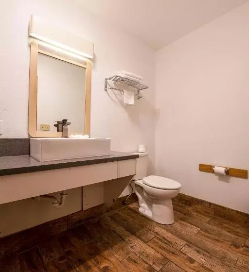 身障者適用スタンダードルーム, Budget Inn Oregon City Portland