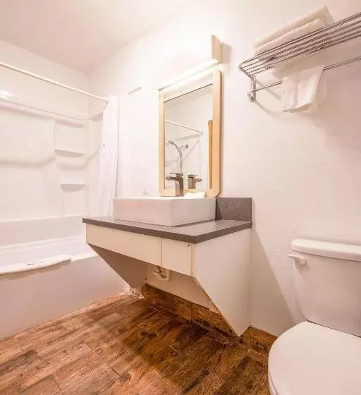 身障者適用スタンダードルーム, Budget Inn Oregon City Portland