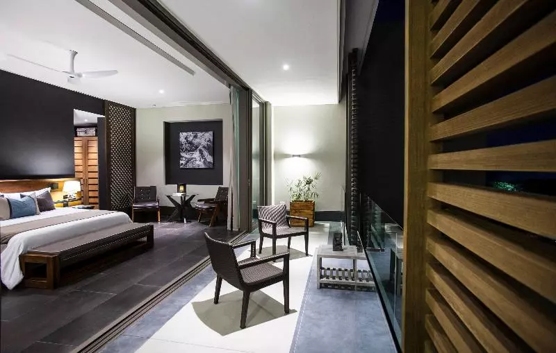 سوییت با چشم‌انداز دریا, Nizuc Resort & Spa