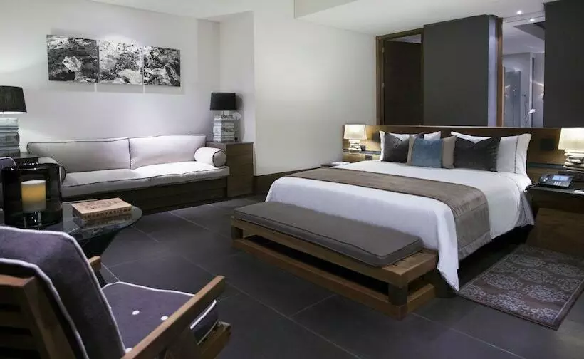 سوییت جونیور با چشم‌انداز دریا, Nizuc Resort & Spa