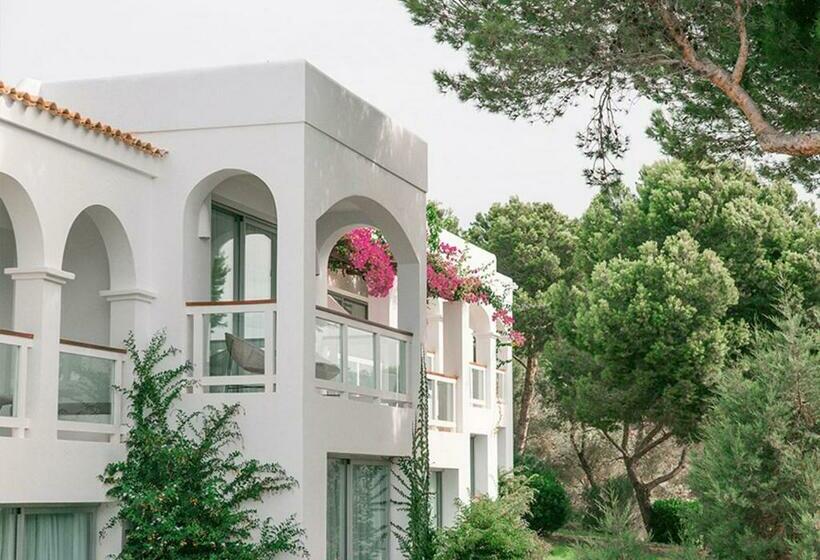 Номер Стандарт, Destino Pacha Ibiza