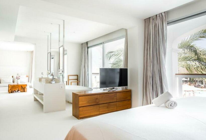 سوییت, Destino Pacha Ibiza