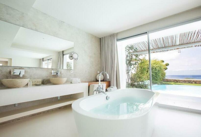 سوییت با استخر, Destino Pacha Ibiza