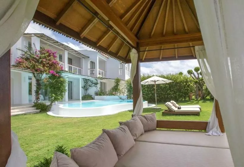 سوییت با استخر, Destino Five Ibiza - 5* Grand Luxe Resort