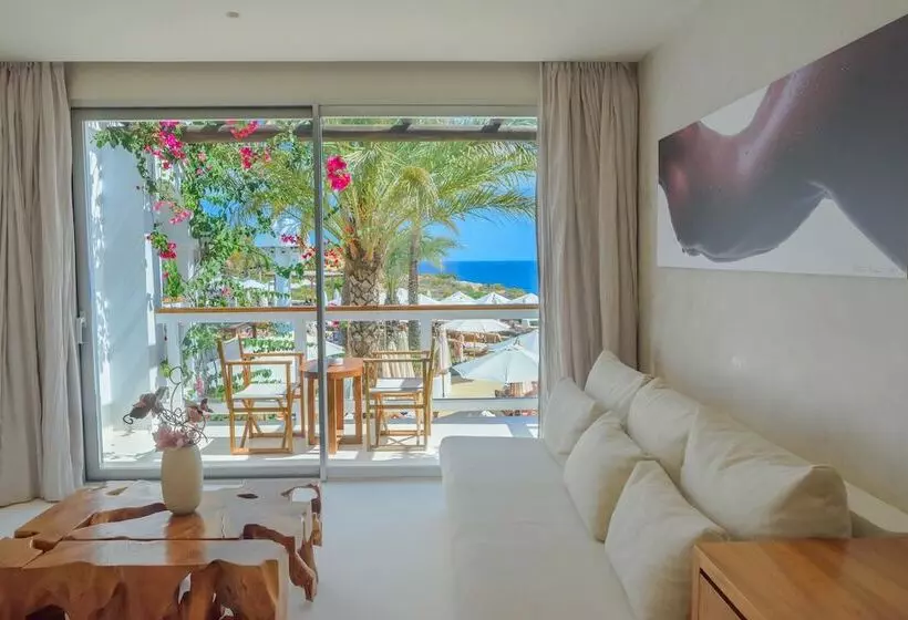 クラブジュニアスイート, Destino Five Ibiza - 5* Grand Luxe Resort