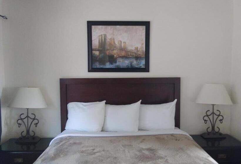 Номер Стандарт, Bay Bridge Motel