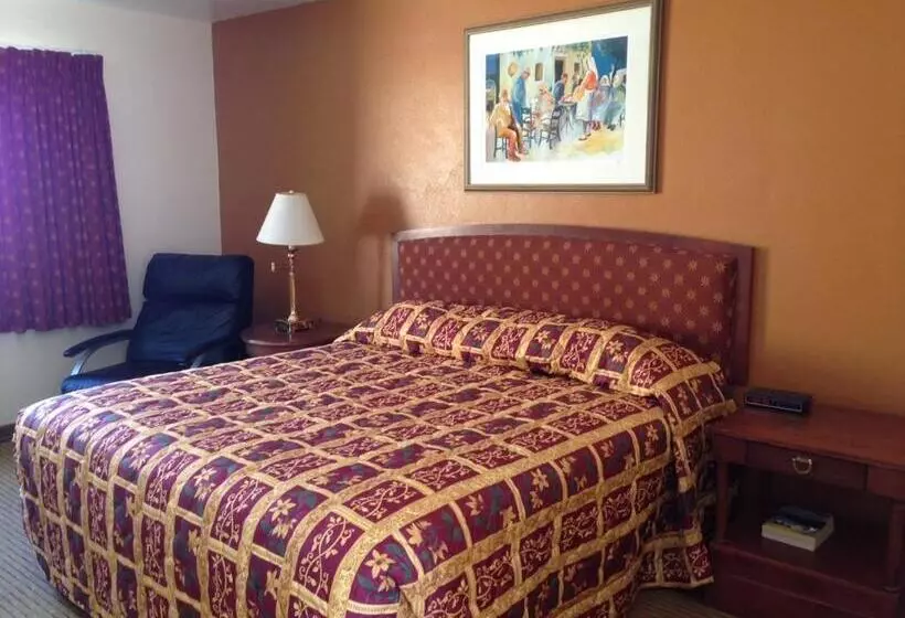 キングサイズベッドのスタンダードルーム, Cameo Motel   Portland