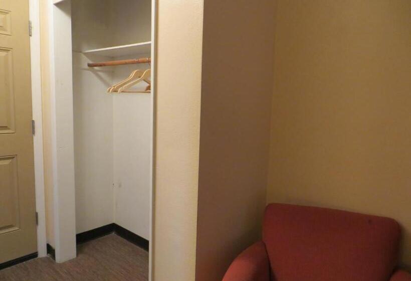 חדר סטנדרט עם מיטת קינג, Cameo Motel   Portland