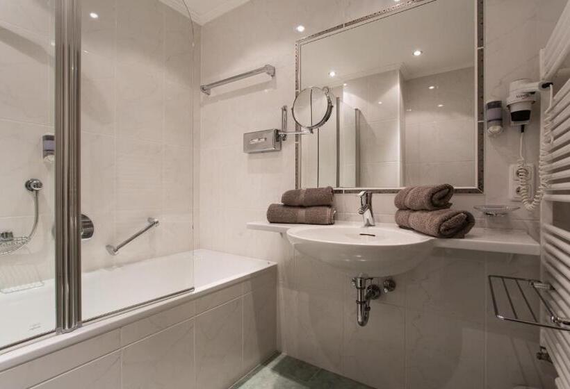 スタンダードルーム, Das Zentrum