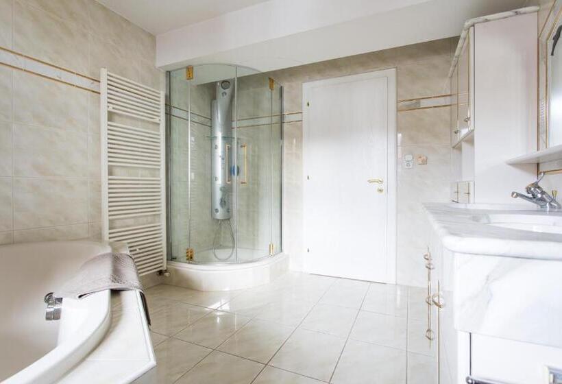 １ベッドルームのデラックスアパートメント, Das Zentrum