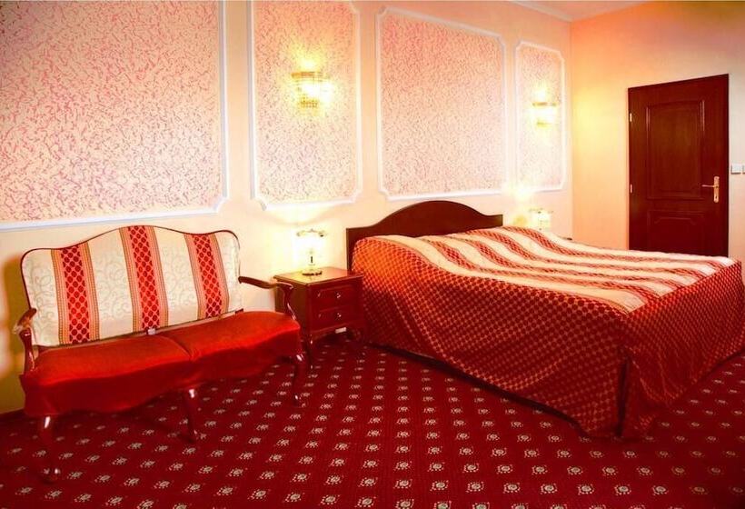 اتاق لوکس, Na Kazachyem