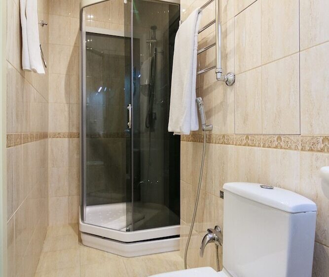 اتاق استاندارد, Na Kazachyem