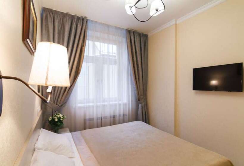 اتاق استاندارد, Na Kazachyem