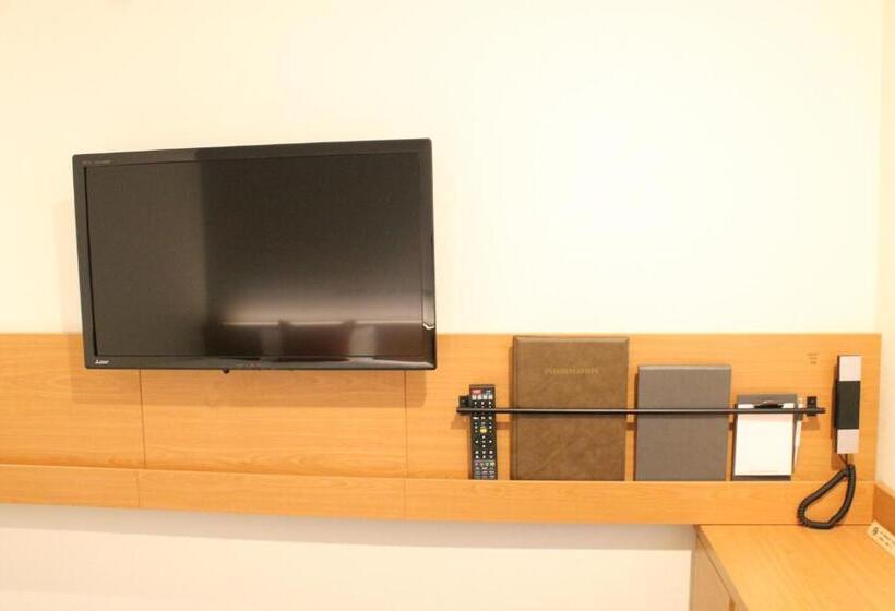 Camera Basic Letto Matrimoniale, Nishitetsu Inn Shinjuku