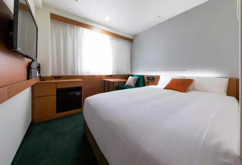 ダブルベッドのベーシックルーム, Nishitetsu Inn Shinjuku